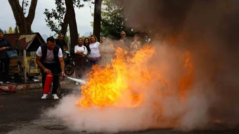 Antalya'da yangın eğitimi ve tatbikatı