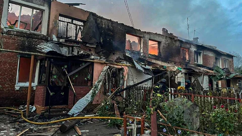 Ukrayna'nın Sumy Bölgesi'nde Rusya'nın saldırısında 4 kişi hayatını kaybetti