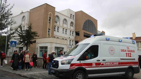 Kayseri'de okulda yangın ziline basıldı