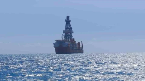 'West Draco' Mersin'e ulaştı