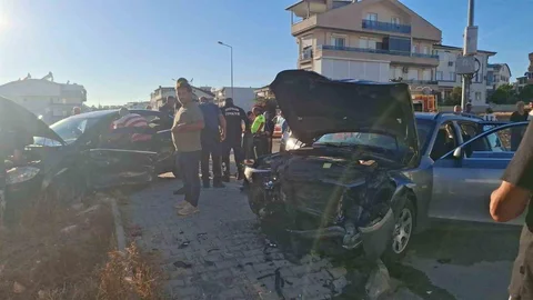 Didim'de trafik kazası: 1'i ağır 5 yaralı
