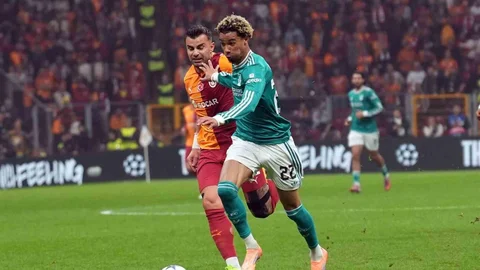 İstanbul'da Galatasaray, Liverpool karşısında önde