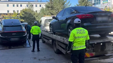 Erzurum'da drift yapan sürücüler sosyal medyadan tespit edildi