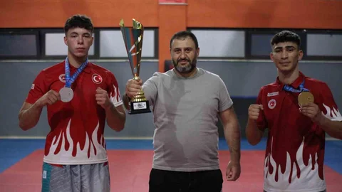 Konyalı kick boksçular dünya şampiyonluğuna odaklandı