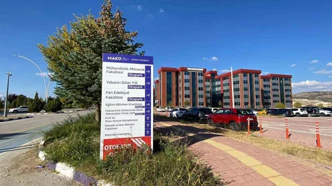 Burdur'da Öğretim Görevlisi Taciz İddiasıyla Uzaklaştırıldı