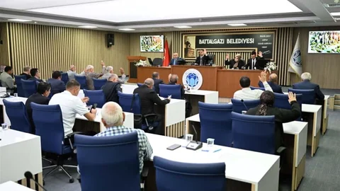 Battalgazi Meclisi'nde 18 gündem maddesi karara bağlandı