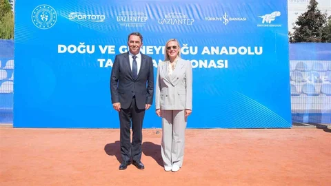 Gaziantep'te Teniste Şampiyona Heyecanı