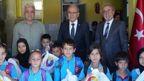 Eskişehir'de ilkokullara kırtasiye desteği