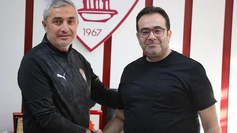 Elazığspor'da Mustafa Sarıgül dönemi resmen başladı