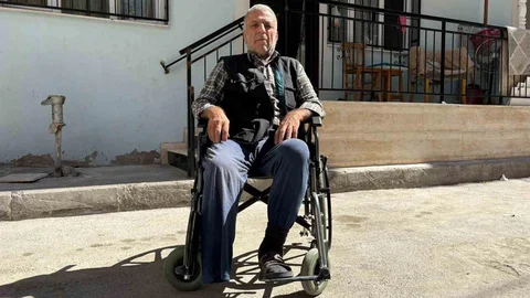 İzmir'de ayağı ampute edilen 68 yaşındaki Muzaffer Acar, protez almak için hayırseverlerden destek bekliyor.