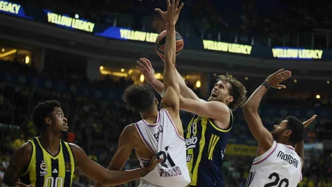 Fenerbahçe Euroleague'de Paris Basketbol'u yendi