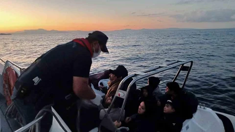 İzmir'de Düzensiz Göçmen Operasyonu