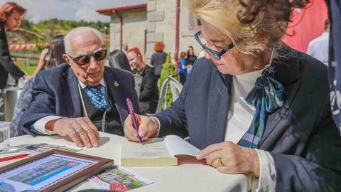 Ankara'da nostaljik kartpostal günü kutlandı