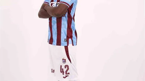 Trabzonspor'un genç futbolcusu Oulai şampiyonluk hedefini açıkladı