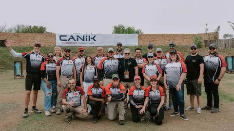 CANiK atıcılık takımı, Güney Afrika'da düzenlenen IPSC Tabanca Dünya Şampiyonası'nda birçok ödül kazandı.