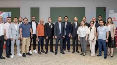 Denizli'de Aydem Perakende iş ortaklarıyla buluştu