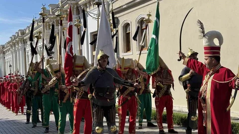 İstanbul'da Mehteran Gösterisi