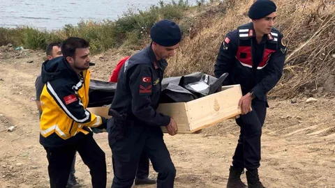Meriç Nehri'nde çürümüş bir erkek cesedi bulundu