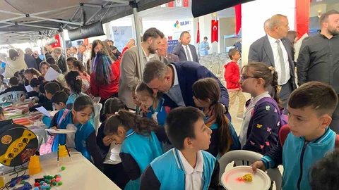 Sincan'da Bilim Şenliği Başladı