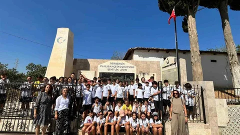 Efeler'de milli bilinç ve vatan sevgisi pekişti