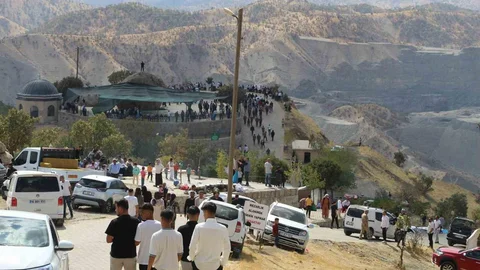 Şırnak'ta Mezarlık Ziyareti Geleneği
