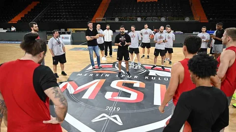 Mersin'de MSK, Beşiktaş'ı ağırlayacak