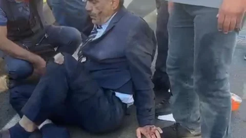 Diyarbakır'da yaya minibüsün çarpması sonucu yaralandı