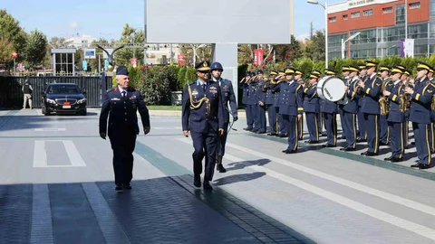 Ankara'da Bangladeş Hava Kuvvetleri Komutanı Khan ile buluşma