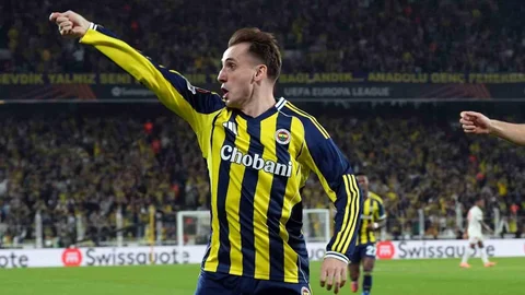 İstanbul'da Fenerbahçe'de ilk gollerini attı
