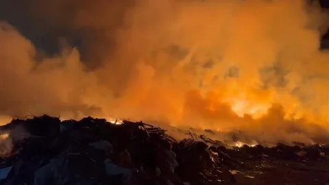Kapaklı'da hurdalık yangını paniğe yol açtı