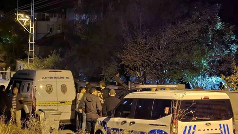 Hacılar'da çifte cinayet: Karı koca cami çıkışında vuruldu