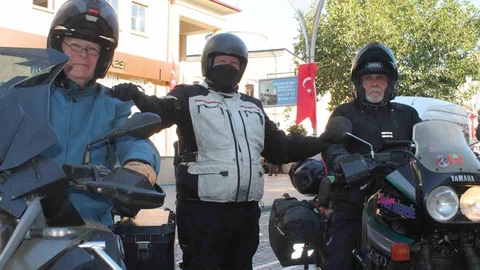 İsviçreli motorcular Bayburt’u çok beğendi
