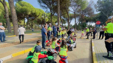 Aydın'da 45 öğrenci trafik dedektifi oldu