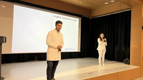 Kocaeli'de sağlıklı beslenme eğitimi işitme engellilere aktarıldı