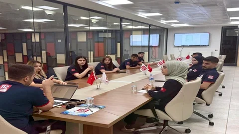 Şırnak'ta sokak hayvanlarına destek toplantısı düzenlendi