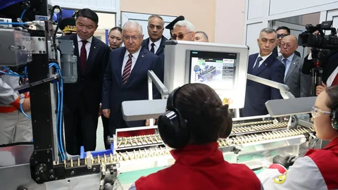 Bakan Güler, Moğolistan'da yeni açılan Fişek-İmla Montaj Hattı Fabrikası'nın ülkeler arası iş birliğini güçlendireceğini belirtti.