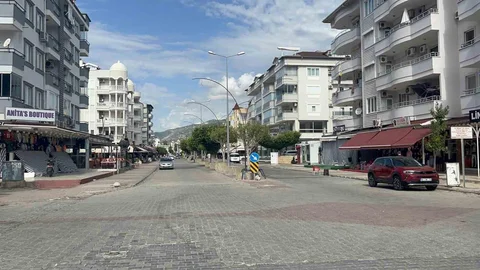 Alanya'da esnaf komşular arasında kavga