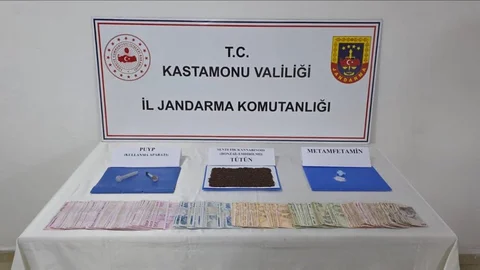 Kastamonu'da uyuşturucu ticareti suçlamasıyla tutuklanan sanık serbest bırakıldı.