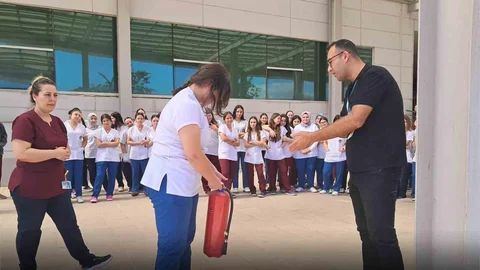 Aydın'da stajyer öğrencilere afet eğitimi