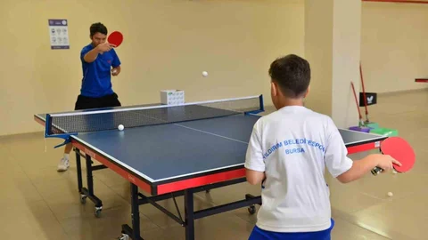 Bursa'da Çocuklara Yaz-Kış Spor Fırsatı