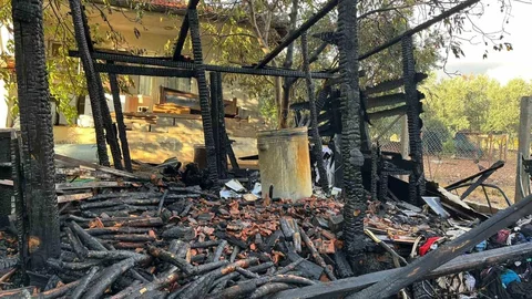 Muğla Menteşe'de evin damında yangın çıktı