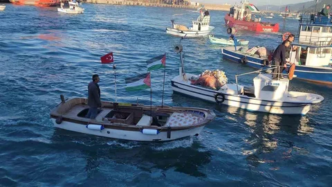 Kastamonu'da balıkçılar Filistin'e destek verdi