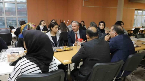 Ağrı'da Öğrencilere Destek Ziyareti