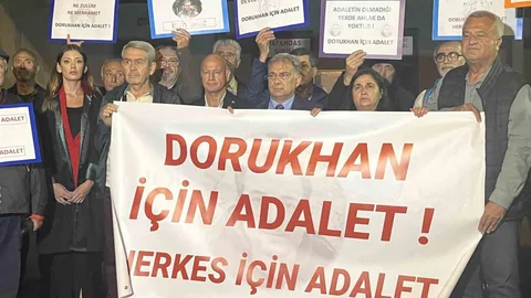 İzmir'de Dorukhan Büyükışık davasında sanıklar hakim karşısında