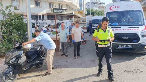Manavgat'ta motosiklet devrildi