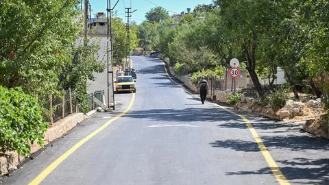 Mersin Büyükşehir Belediyesi Gülnar’da Yolları Yeniliyor