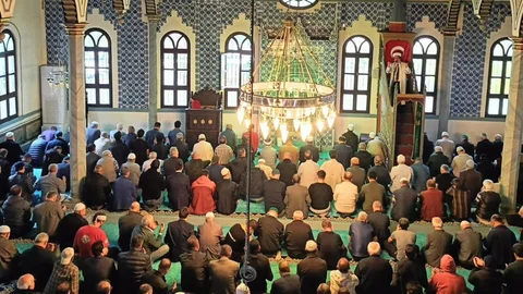 Kütahya'da Din Görevlilerine Mevlit Okutuldu