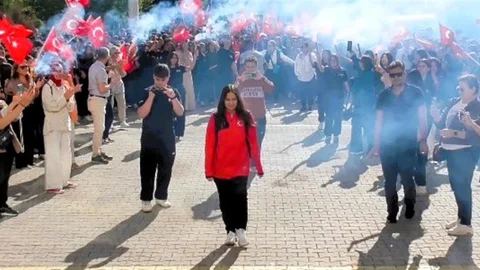 Denizli'de Dünya Şampiyonu Ayşegül Coşkuyla Karşılandı