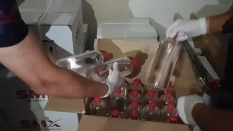 Samsun'da kaçak alkol baskınında 620 litre etil alkol ele geçirildi