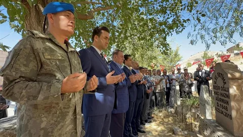 Mardin'de 32 yıl önce şehit edilen 26 vatandaş anıldı